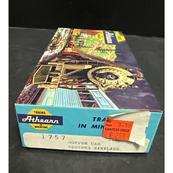 Athearn 1757 Western Maryland Hopper Car Kit Unassembled HO Scale - Picture 7 of 7